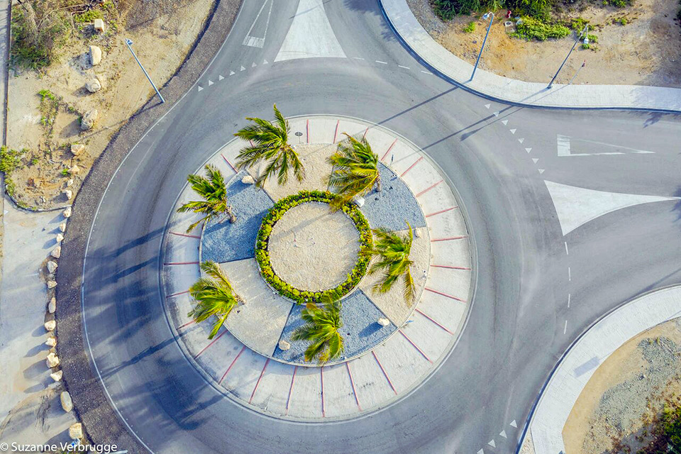 Driving in Aruba: What You Need to Know